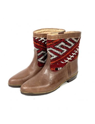 Handmade leather and kilim boot for women