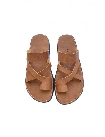 Handgjord sandal i äkta läder - naturlig komfort och hantverksmässig elegans"