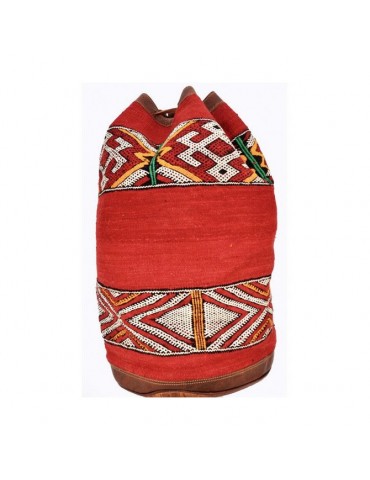Nahka- ja kilim-reppu