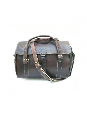 Travel bag in real natural leather Brown
