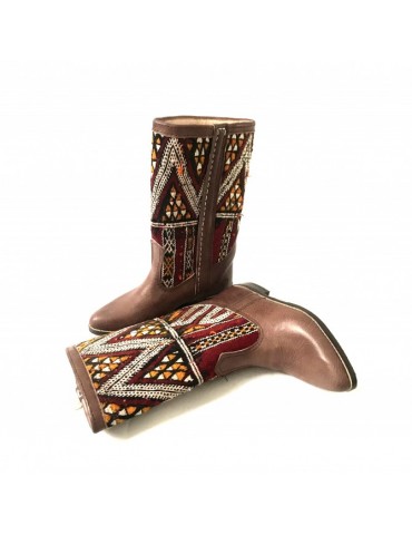 Handmade boot for women in leather and kilim