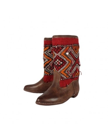 Handicrafts Marrakech leather boot and kilim