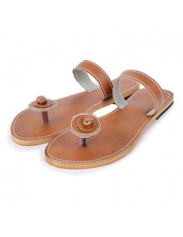 authentique et traditionnelle sandale cuir