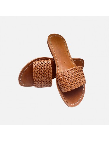 Flat beach sandals in real premium quality leather
