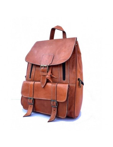 Brun väska i äkta läder fyrkantig form