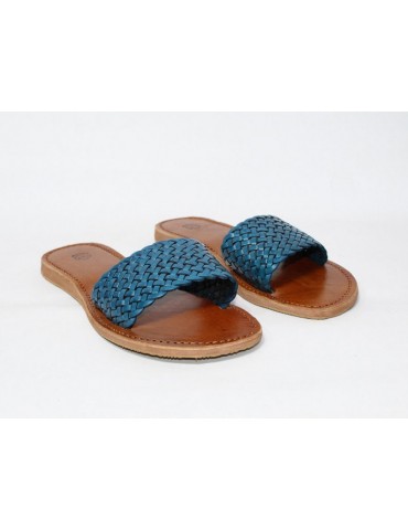 Sandale s potpeticom od...